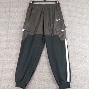 Nike Outdoor Play Cargo Jogger Pants Boys Size XL Black Pinstripe DQ8741-010